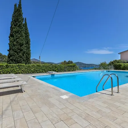 With Pool In Villa Capoliveri (Isola d'Elba)